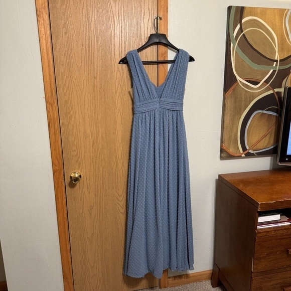Lulus Small Slate Blue Swiss Dot Sleeveless A-Line V-Neck Maxi Dress - EUC - Picture 2 of 5